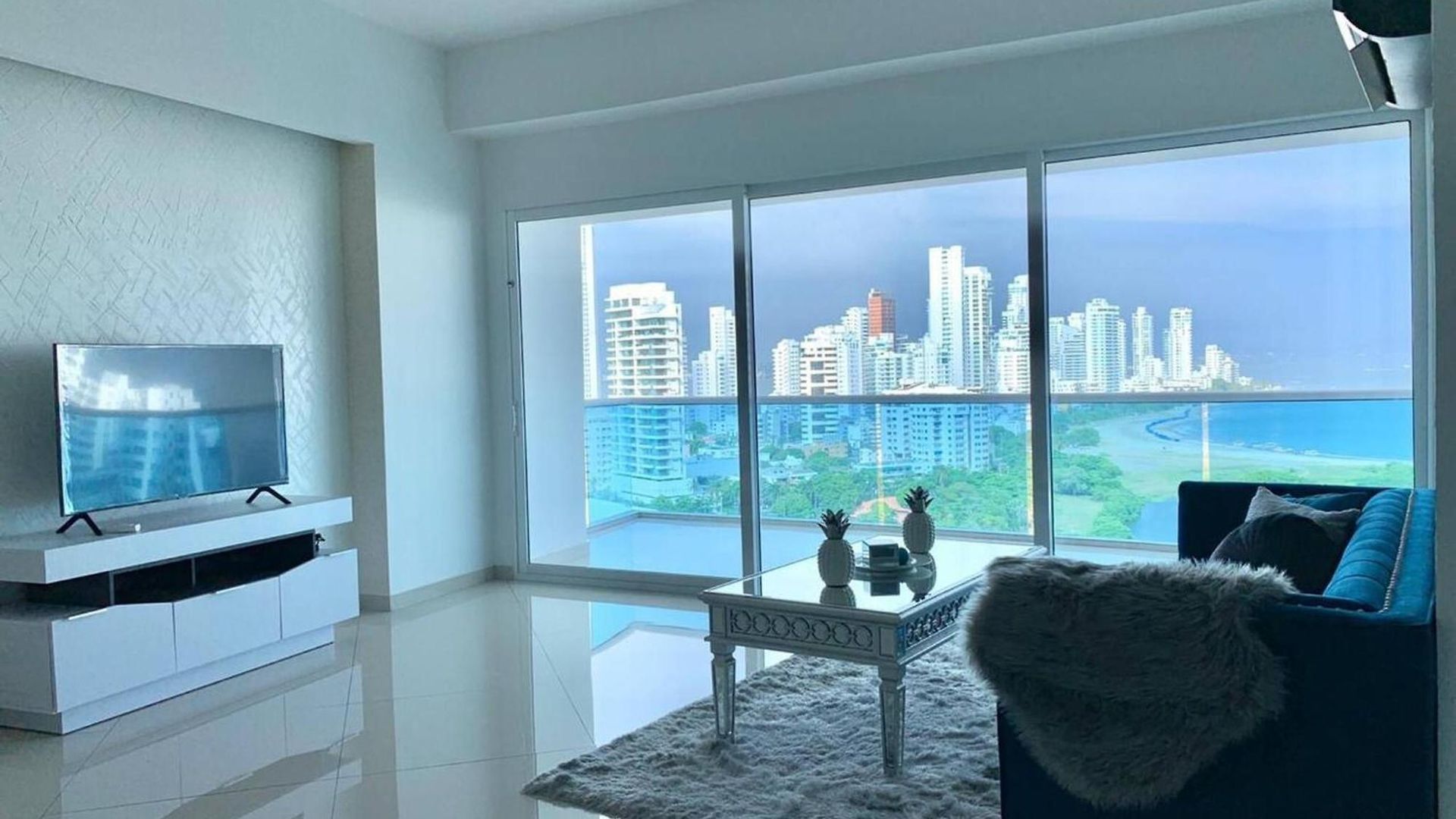 Luxury 2 Bedrooms Water View