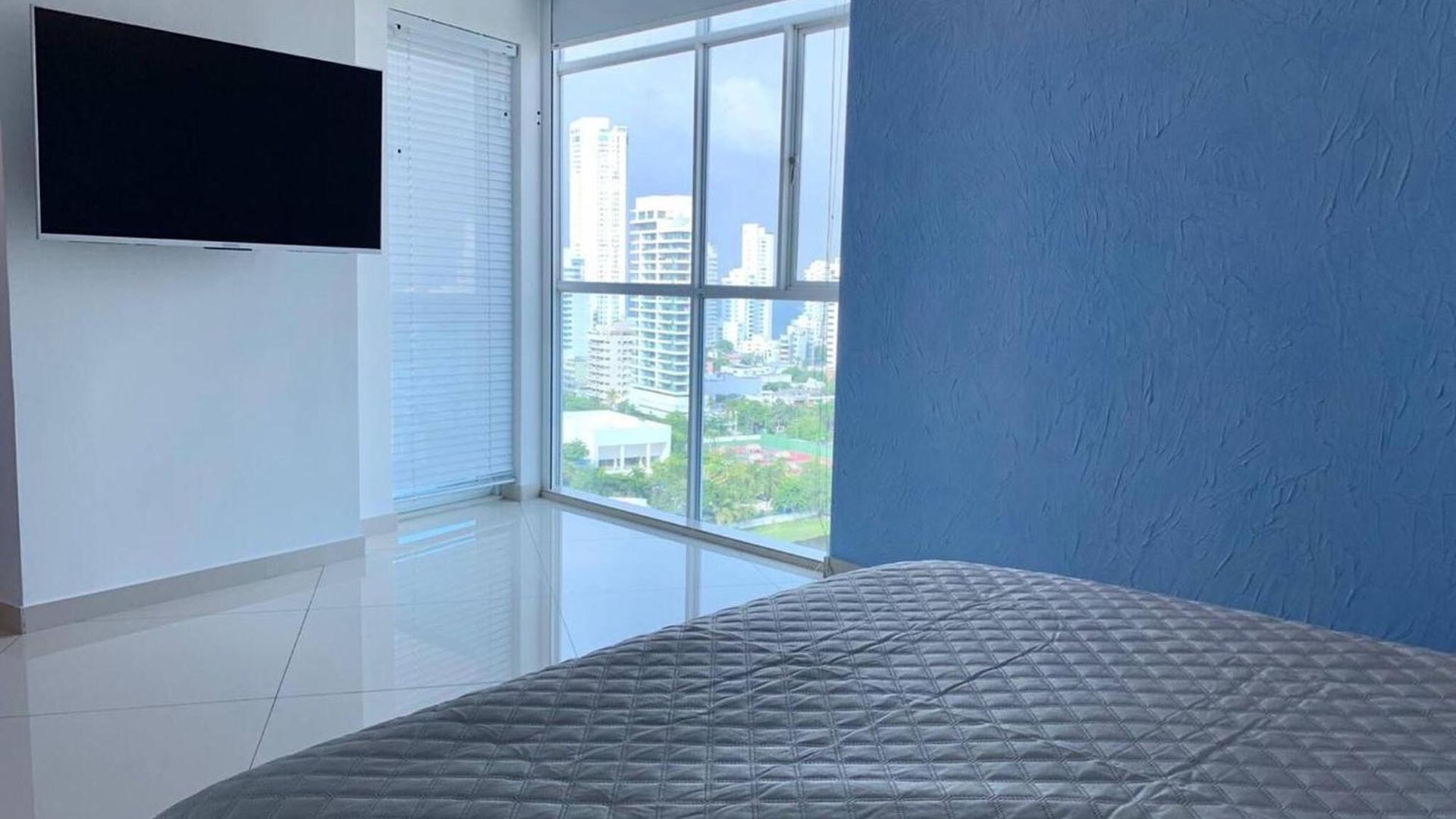 Luxury 2 Bedrooms Water View