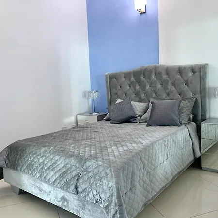 Luxury 2 Bedrooms Water View Apartamento