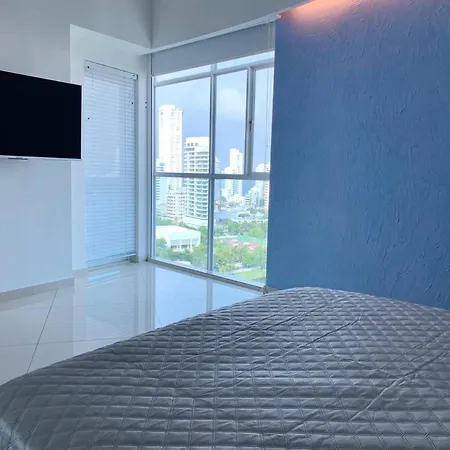 Luxury 2 Bedrooms Water View
